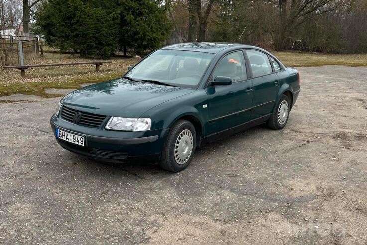 Volkswagen Passat B5 Sedan 4-doors