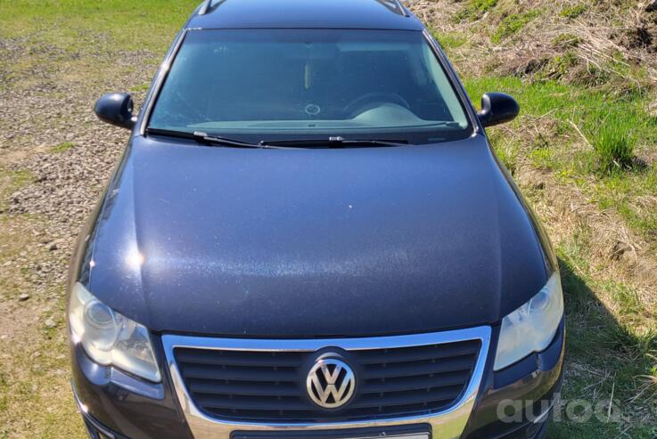 Volkswagen Passat B6 wagon 5-doors