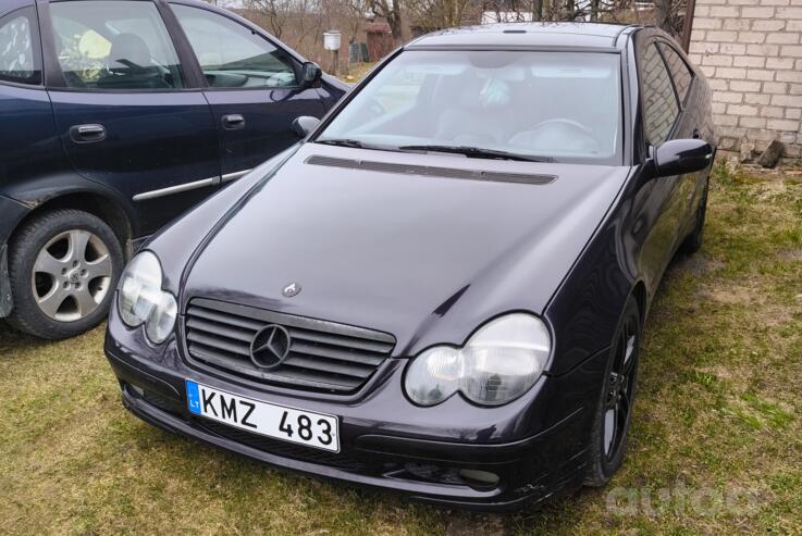 Mercedes-Benz C-Class W203/S203/CL203 Coupe 3-doors