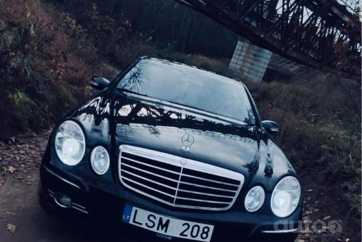 Mercedes-Benz E-Class W211 Sedan