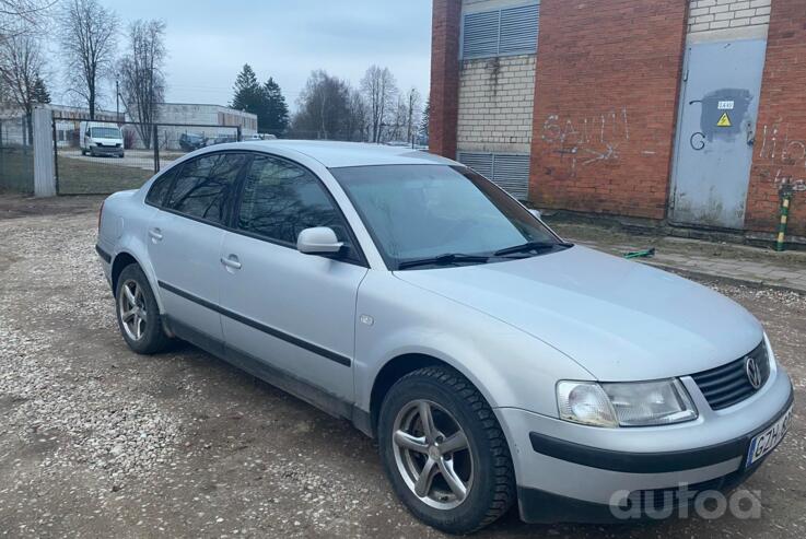 Volkswagen Passat B5 Sedan 4-doors