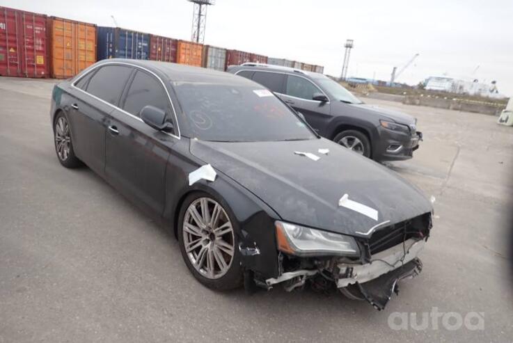 Audi A8 D4/4H Sedan