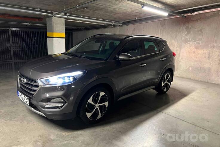 Hyundai Tucson 3 generation Crossover