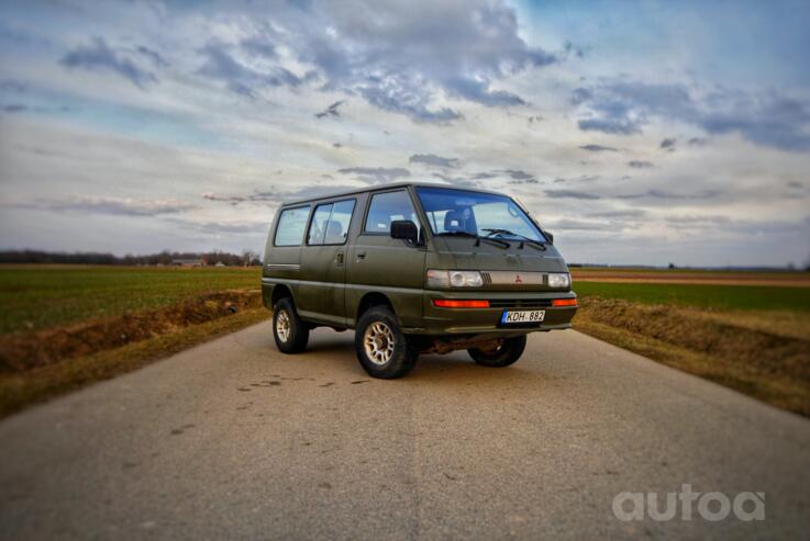 Mitsubishi L300 2 generation