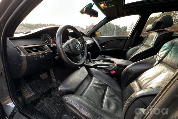 BMW 5 Series E60/E61 Touring wagon