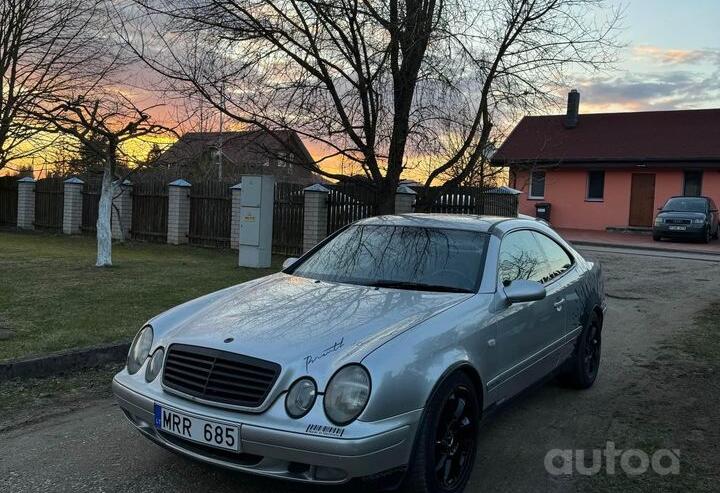 Mercedes-Benz CLK-Class C208 Coupe