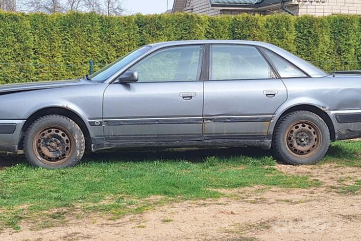 Audi 100 4A/C4 Sedan