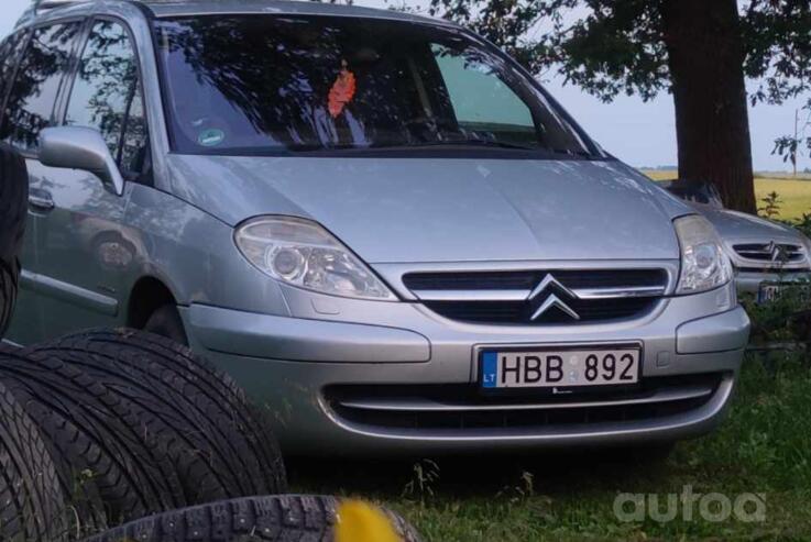 Citroen C8 1 generation Minivan