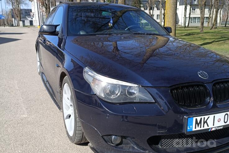 BMW 5 Series E60/E61 Sedan