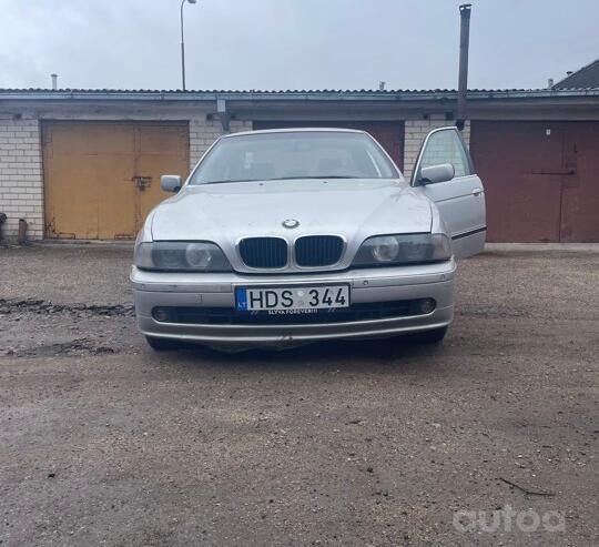 BMW 5 Series E39 Sedan 4-doors