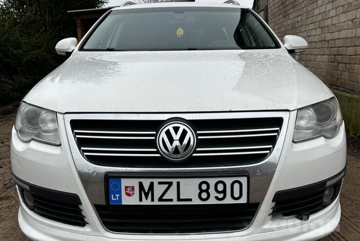 Volkswagen Passat B6 wagon 5-doors