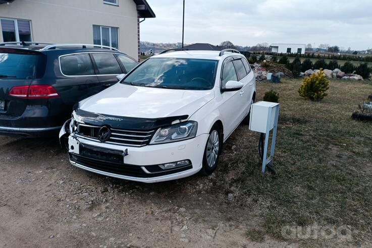 Volkswagen Passat B7 Variant wagon 5-doors