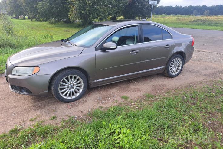 Volvo S80 2 generation Sedan