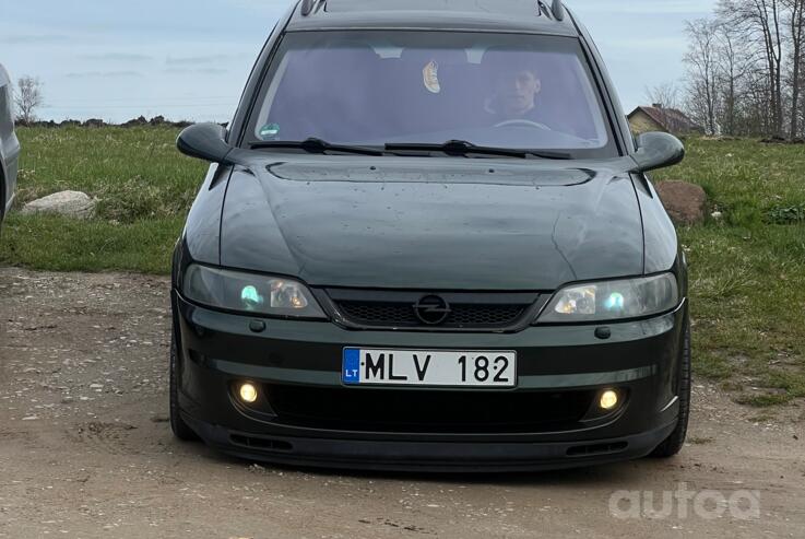 Opel Vectra B [restyling] wagon 5-doors