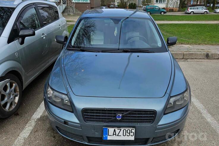 Volvo S40 2 generation Sedan