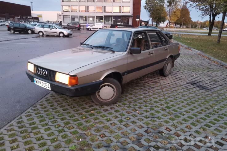 Audi 80 B2 Sedan