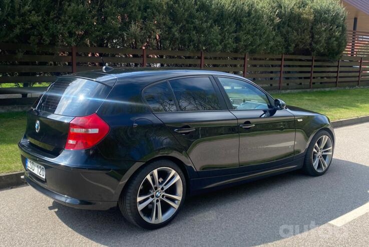 BMW 1 Series E81/E82/E87/E88 [restyling] Hatchback 5-doors