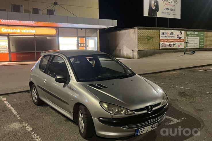 Peugeot 205 GTi 1 generation Hatchback 3-doors GTI