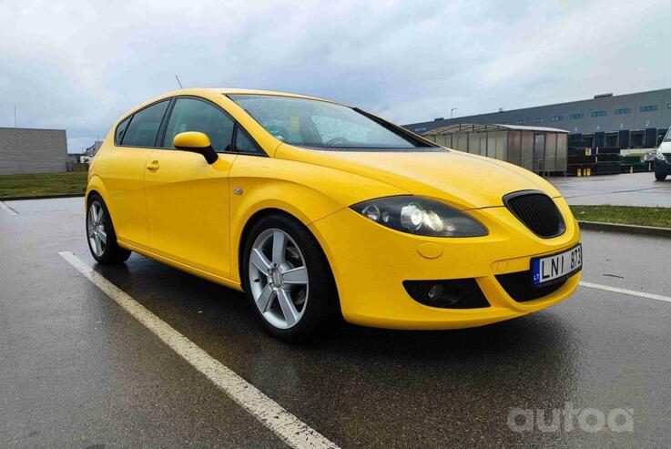 SEAT Leon 2 generation Hatchback 5-doors