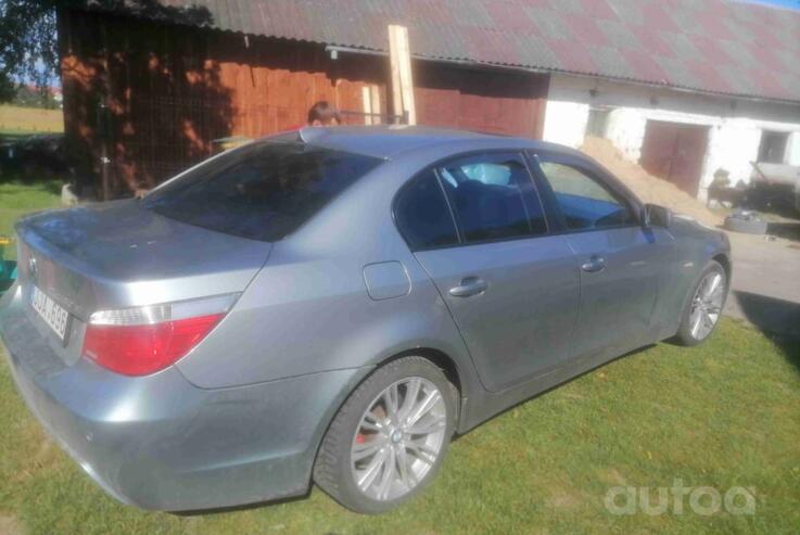 BMW 5 Series E60/E61 Touring wagon