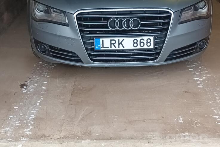 Audi A8 D4/4H Sedan