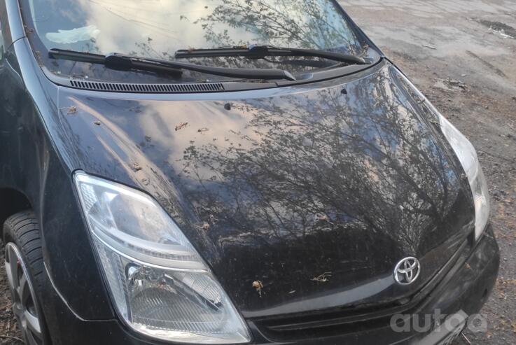 Toyota Prius XW20