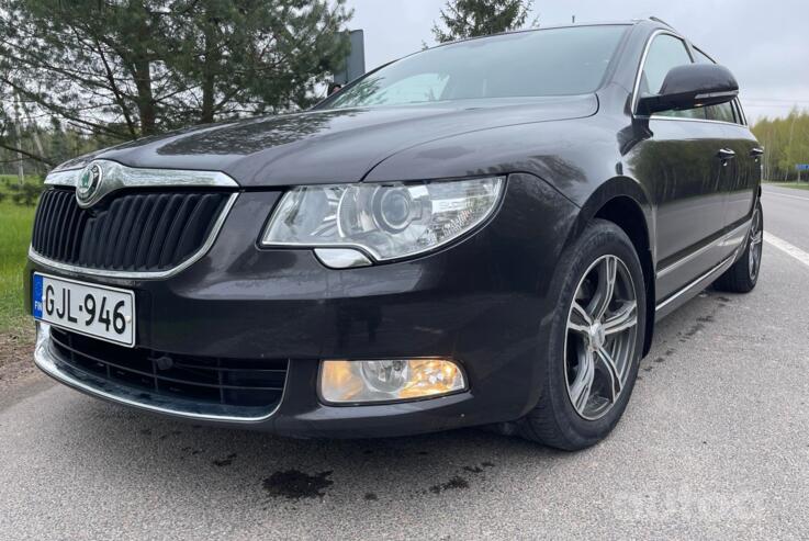 Skoda Superb 2 generation Combi wagon