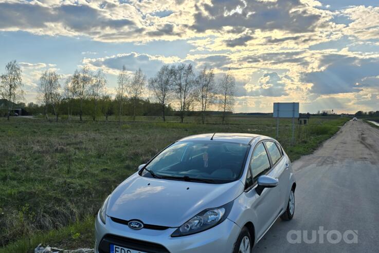 Ford Fiesta 6 generation Hatchback 5-doors