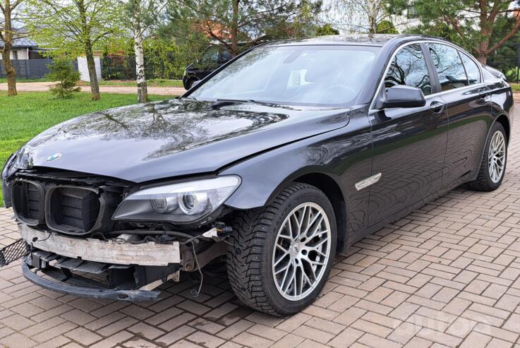 BMW 7 Series F01/F02 Sedan