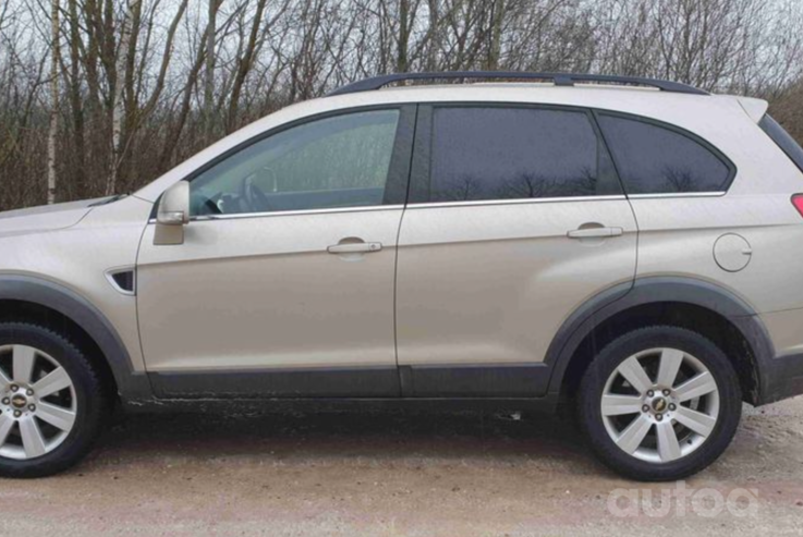 Chevrolet Captiva 1 generation Crossover