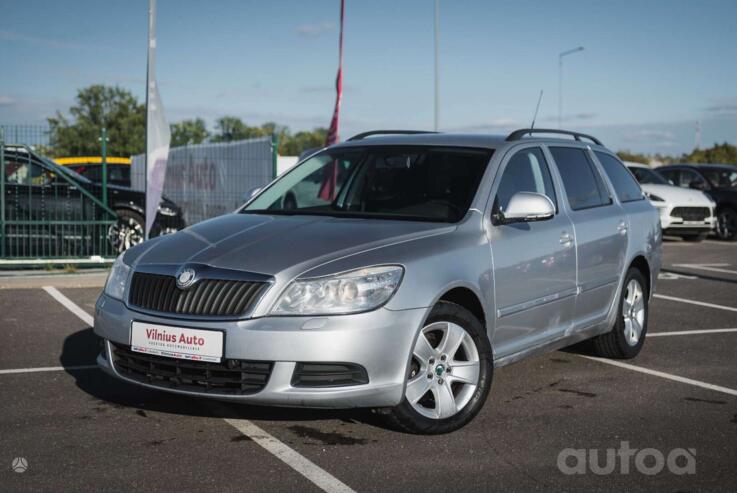 Skoda Octavia 2 generation [restyling] Combi wagon 5-doors