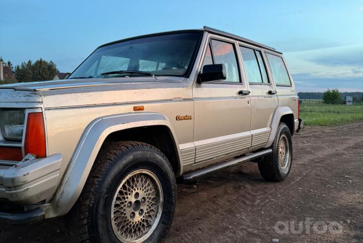 Jeep Cherokee XJ SUV 5-doors