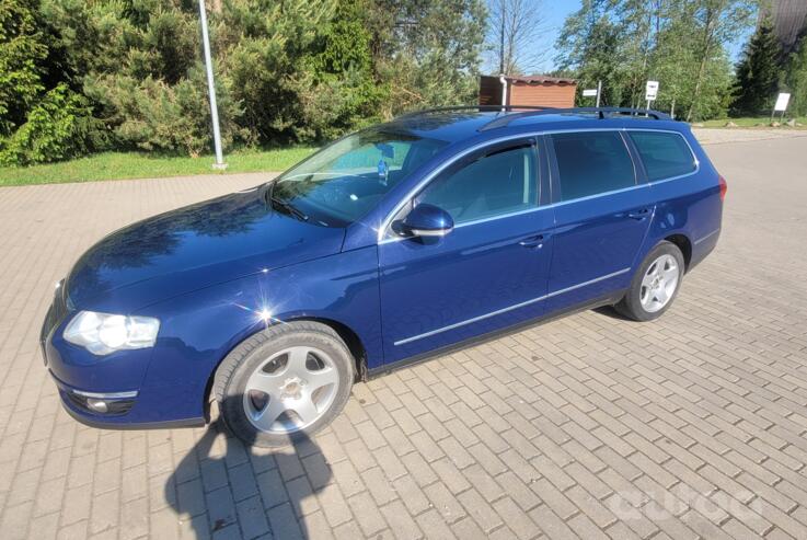 Volkswagen Passat B6 wagon 5-doors