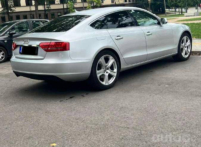 Audi A5 8T Sportback liftback