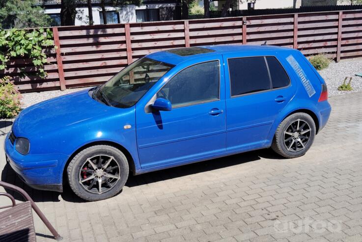 Volkswagen Golf 4 generation wagon