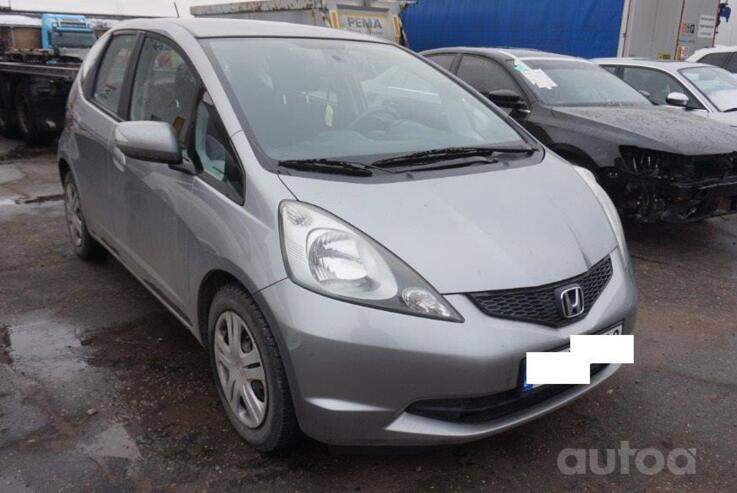 Honda Jazz 2 generation Hatchback