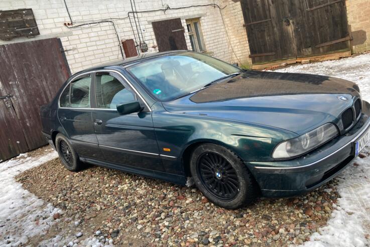 BMW 5 Series E39 Sedan 4-doors