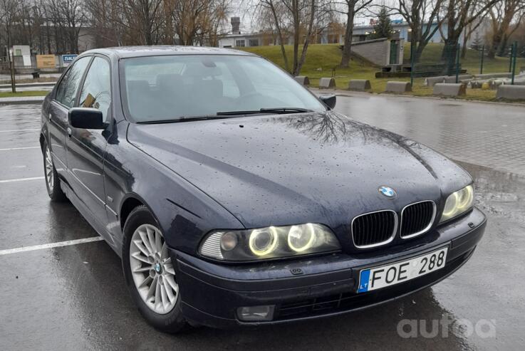 BMW 5 Series E39 Sedan 4-doors