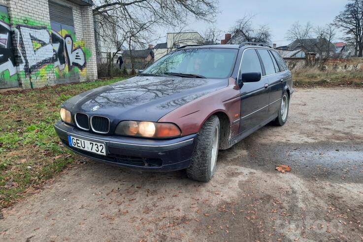 BMW 5 Series E39 Touring wagon