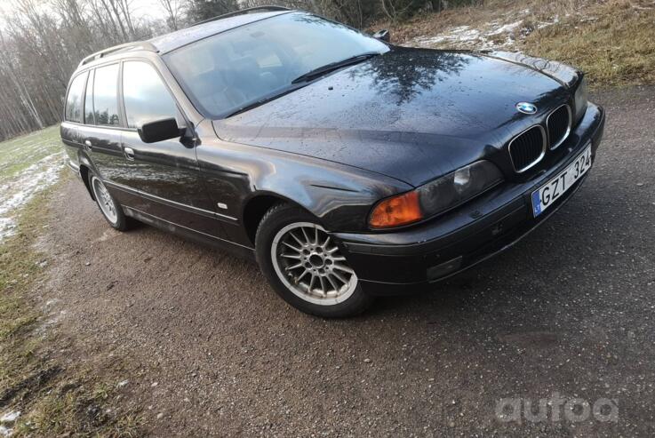 BMW 5 Series E39 Touring wagon
