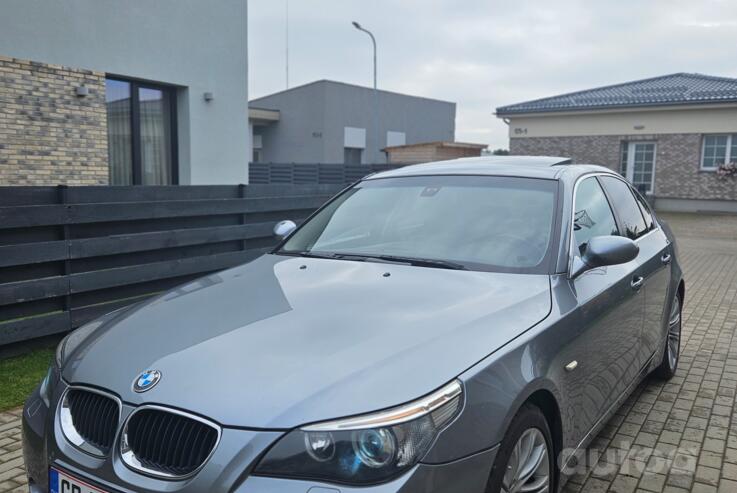 BMW 5 Series E60/E61 Sedan