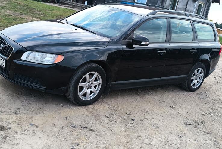 Volvo V70 3 generation wagon