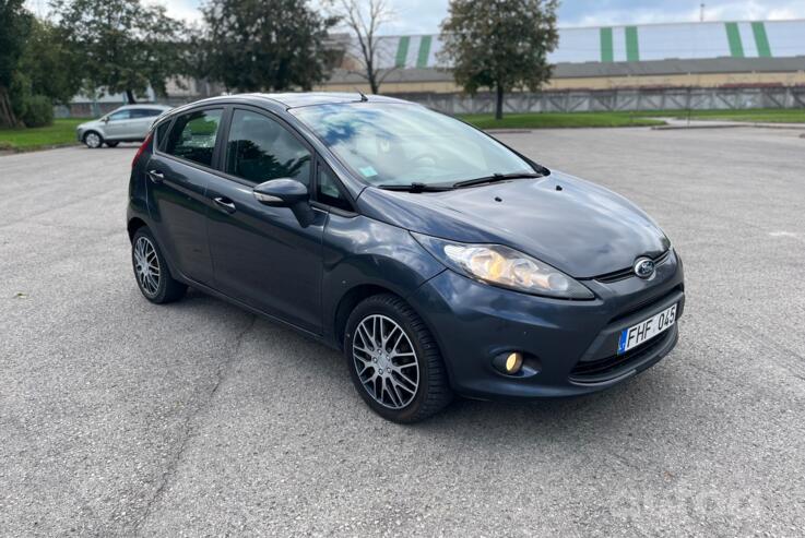 Ford Fiesta 6 generation Hatchback 5-doors