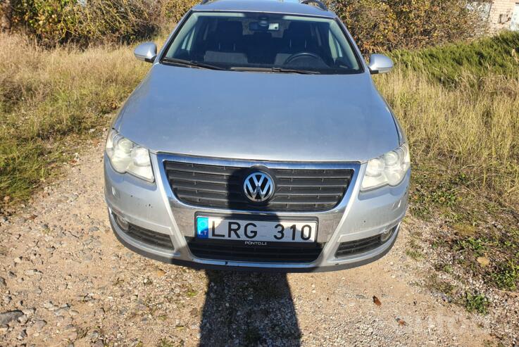 Volkswagen Passat B6 wagon 5-doors