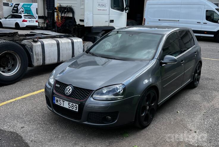 Volkswagen Golf GTI 5 generation
