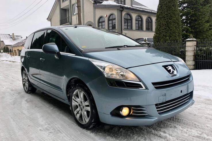 Peugeot 5008 1 generation Minivan
