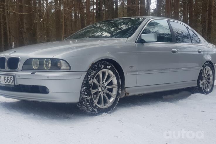 BMW 5 Series E39 Sedan 4-doors