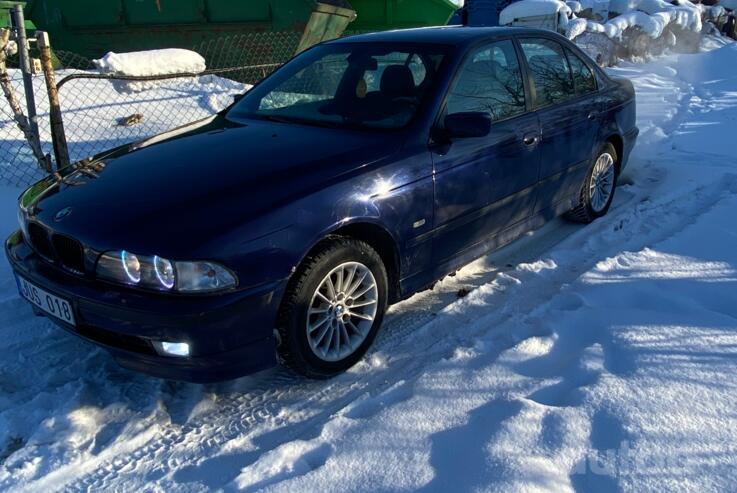 BMW 5 Series E39 Sedan 4-doors