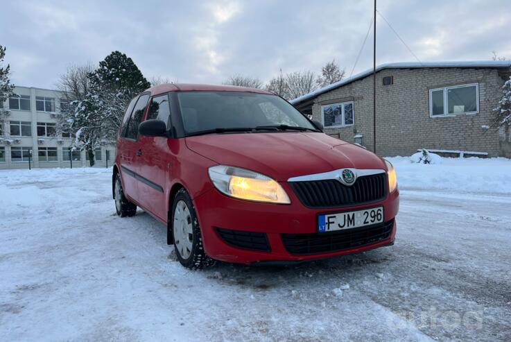 Skoda Roomster 1 generation [restyling] Minivan 5-doors
