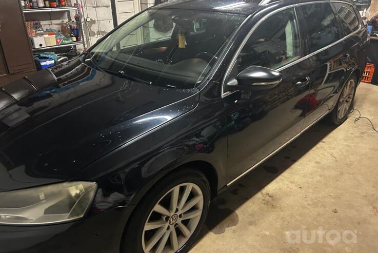 Volkswagen Passat B7 Variant wagon 5-doors